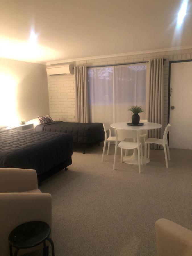 Estelle Kramer Motel Armidale Εξωτερικό φωτογραφία